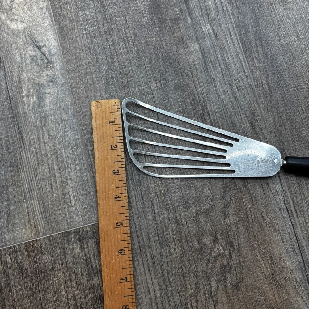 Ekco USA Stainless Steel Slotted Fish Spatula Turner Black Handle Vintage 11.5in